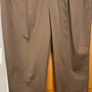 Big and Tall Roundtree & Yorke Travel Pants NWT waist size 50